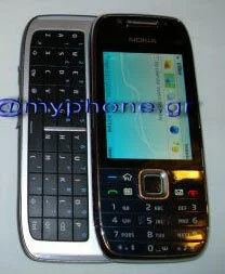 Двухклавиатурный смартфон Nokia E75