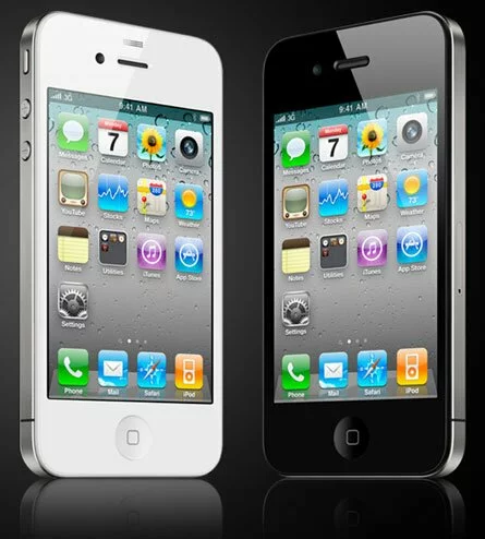 iPhone 4 белый и черный